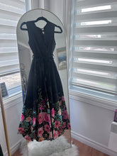 Load image into Gallery viewer, Puglia Dress

