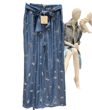 Load image into Gallery viewer, Blingy Chambray Pants
