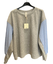 Load image into Gallery viewer, Fancy Sweatshirt

